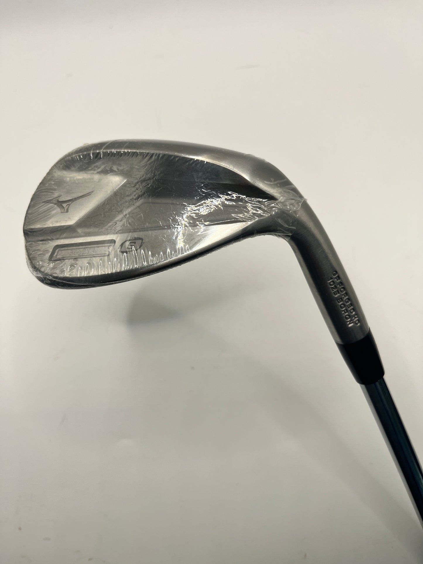 Mizuno S23 RAW Sand Wedge / 56 Degree / Stiff Flex / True Temper Gold