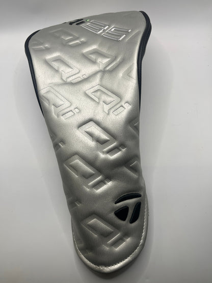 Taylormade Qi35 Driver Headcover