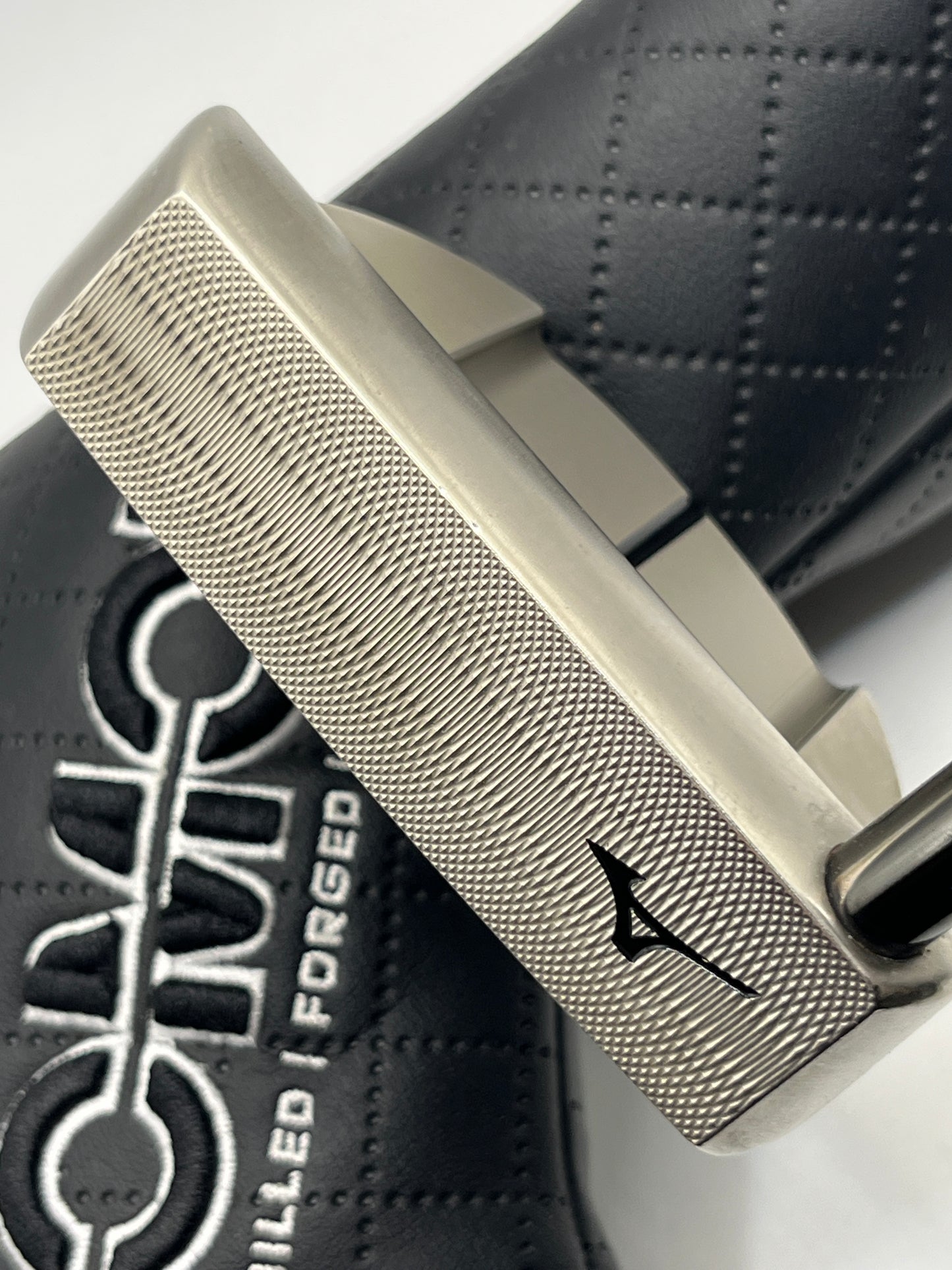 Mizuno M-Craft OMOI #03 Putter / 34 Inches / Weight Kit Included