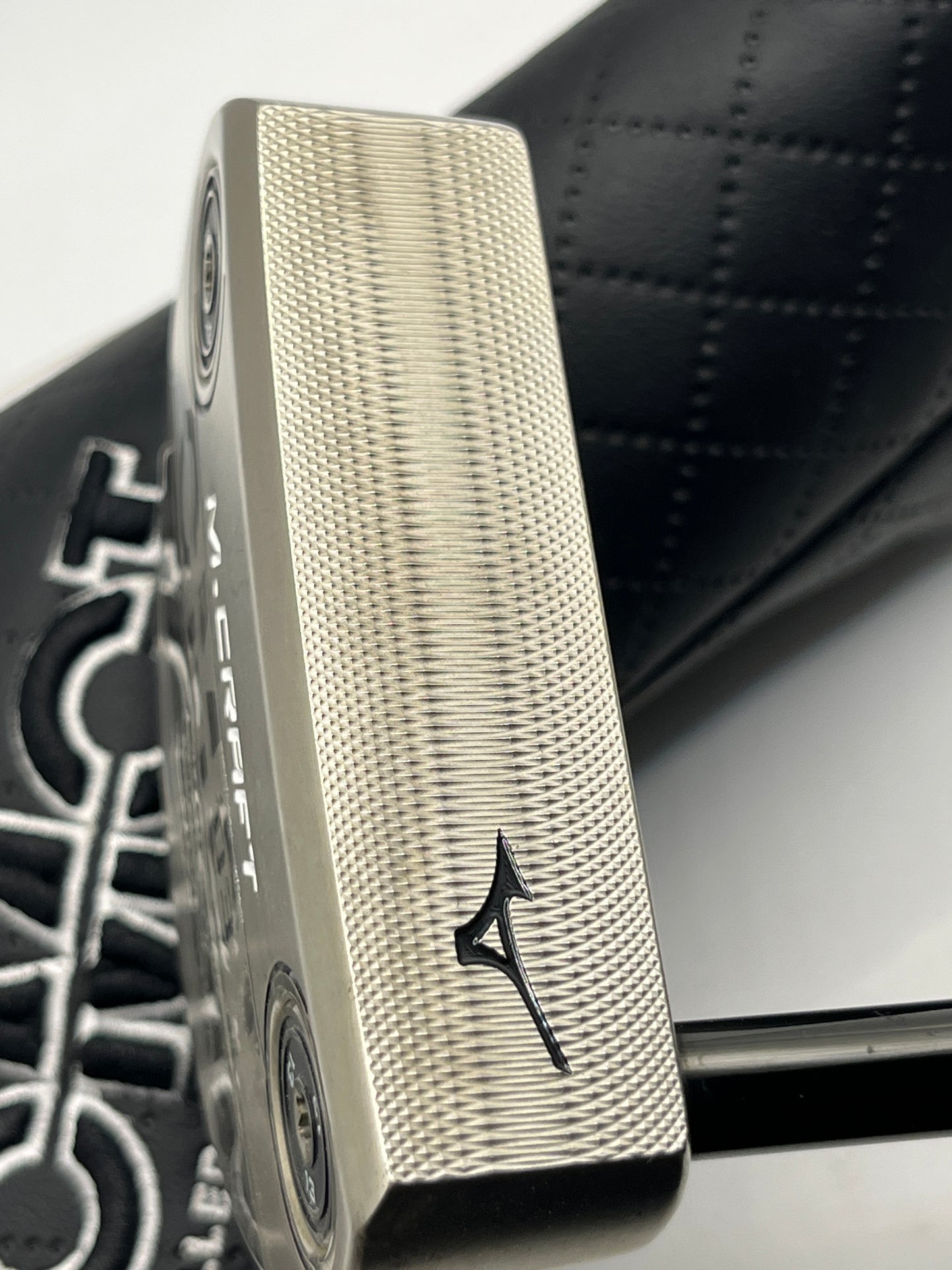 Mizuno M-Craft OMOI #03 Putter / 34 Inches / Weight Kit Included