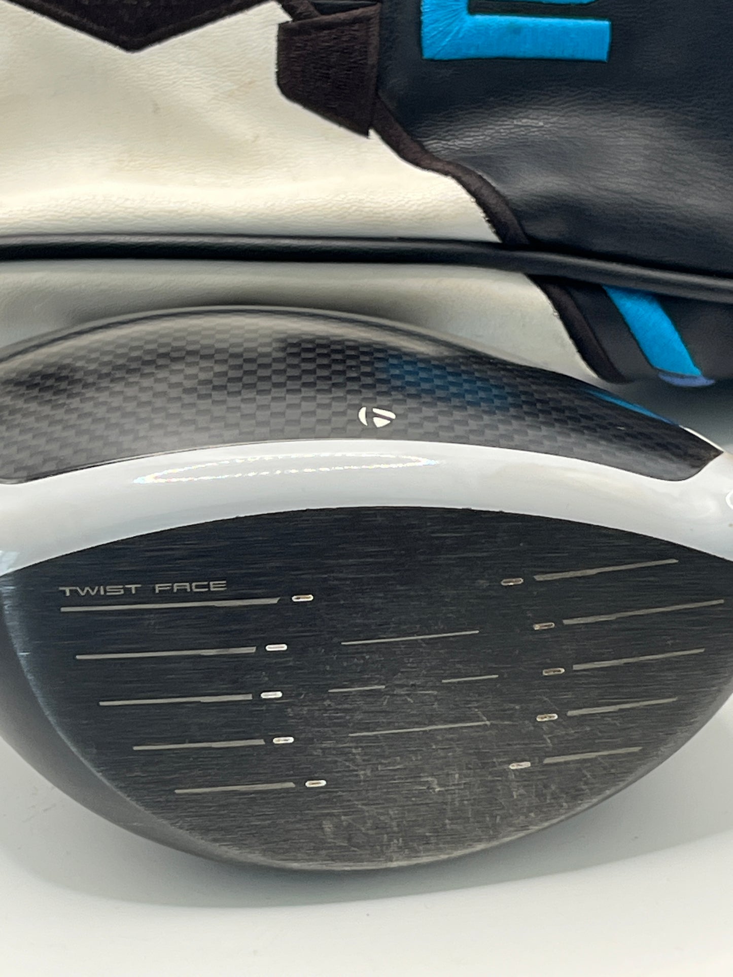 Taylormade SiM2 Driver / 9 Degrees / Head and Headcover Only