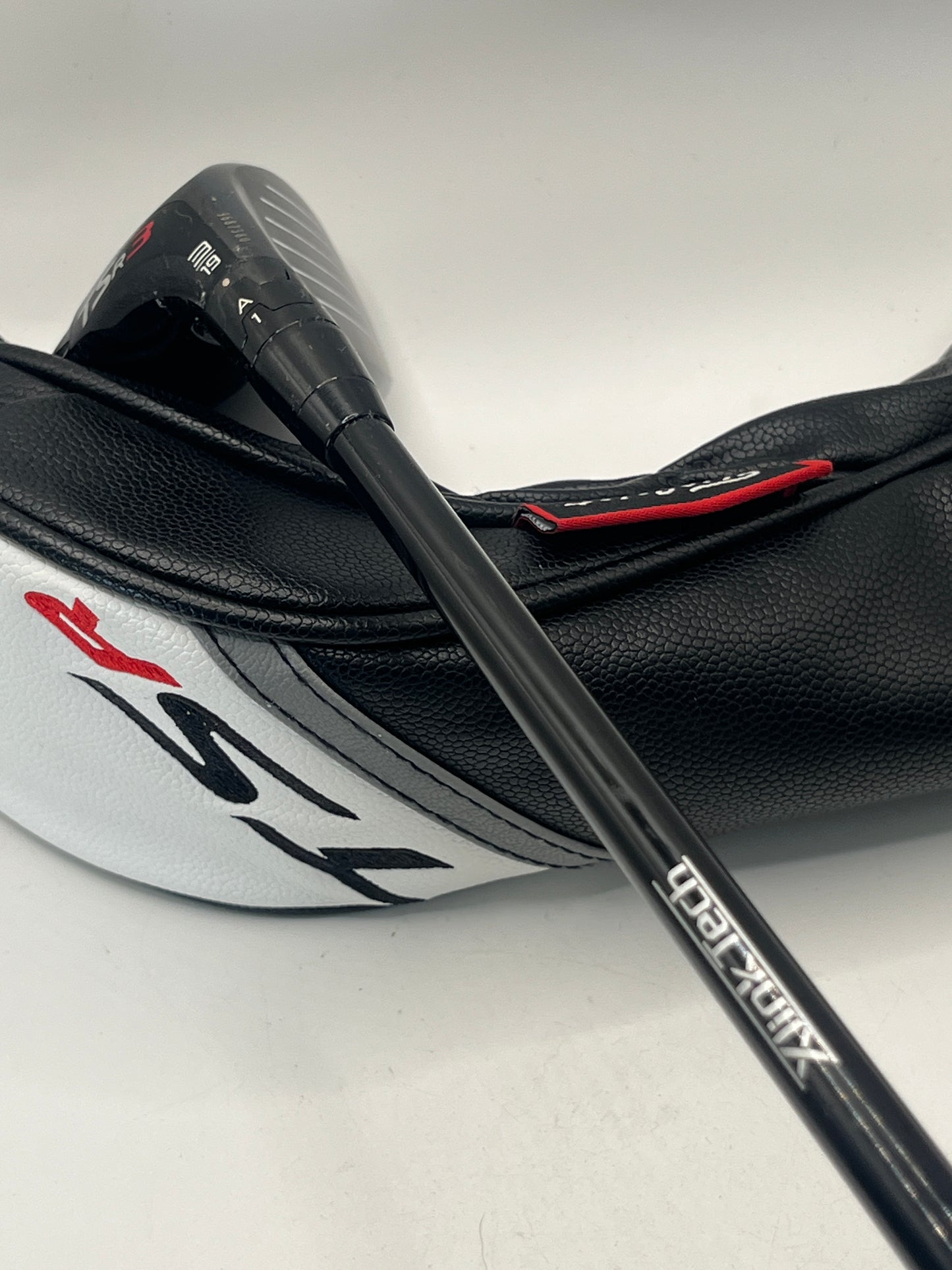 Titleist TSR3 #3 Hybrid / 19 Degrees / Regular Flex / Tensei AV Blue Xlink