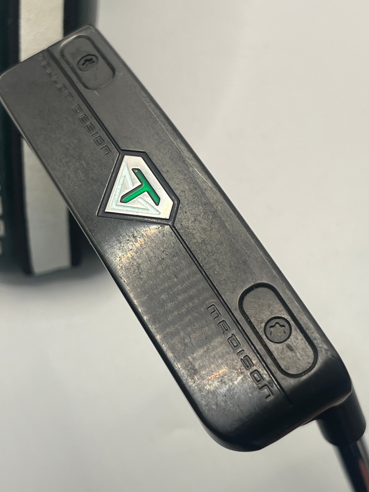 Odyssey Toulon Design Madison 2022 Putter / 34.0 Inches / Excellent Condition