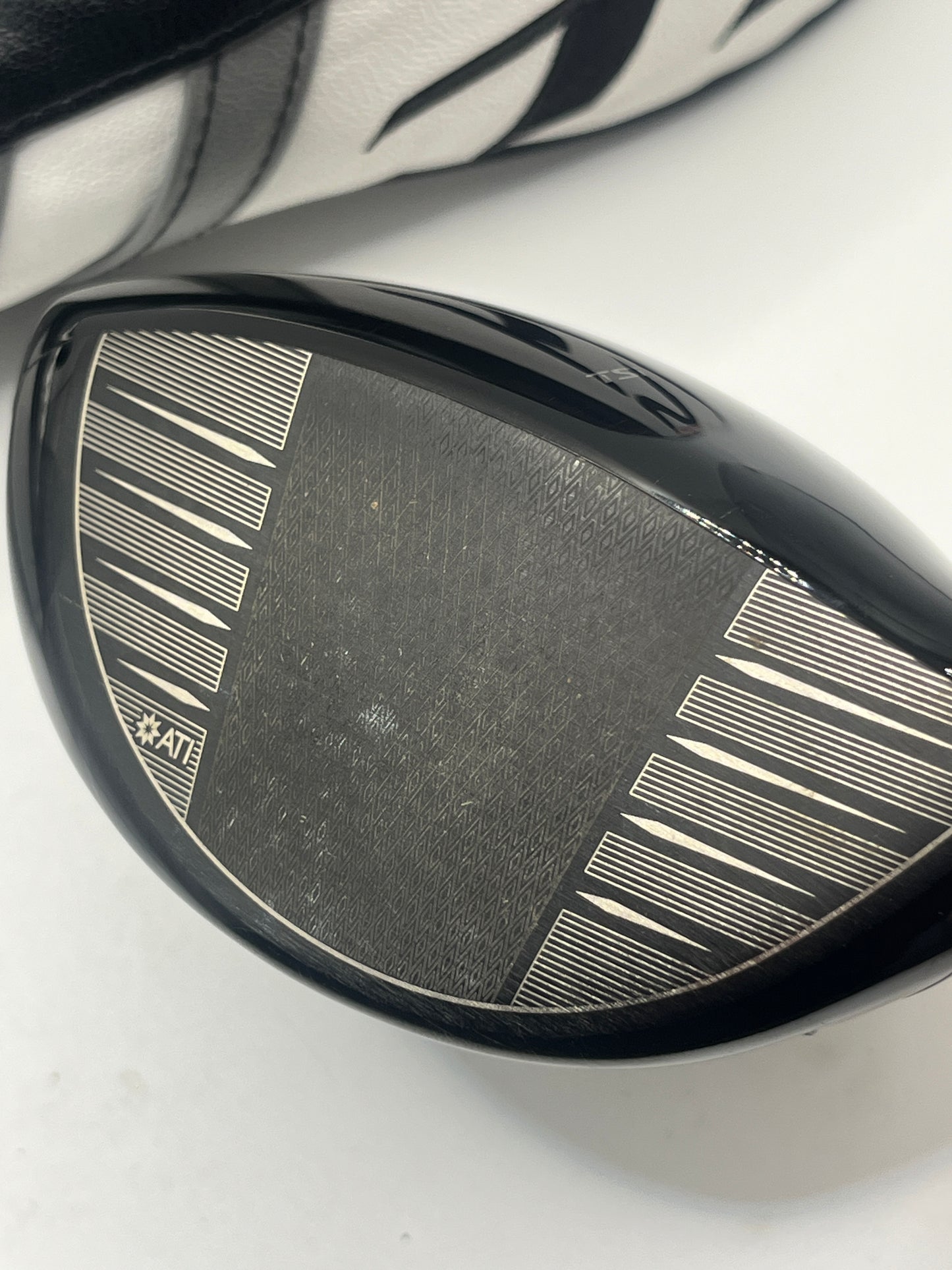 Titleist TSi4 Driver / 9 Degree / Head and Headcover Only