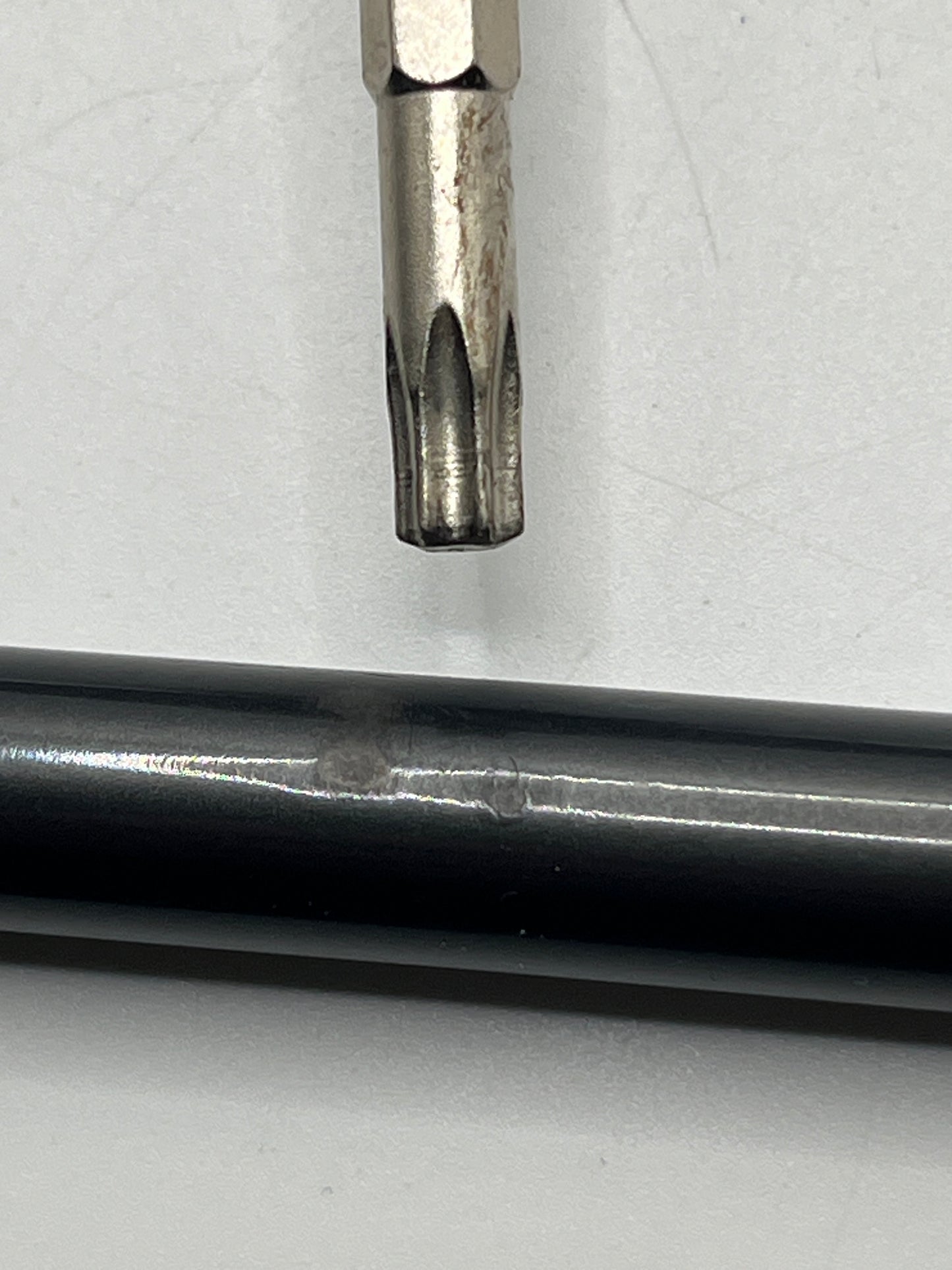 HZRDUS Smoke Yellow 60 Driver Shaft / X Flex / Taylormade Adaptor