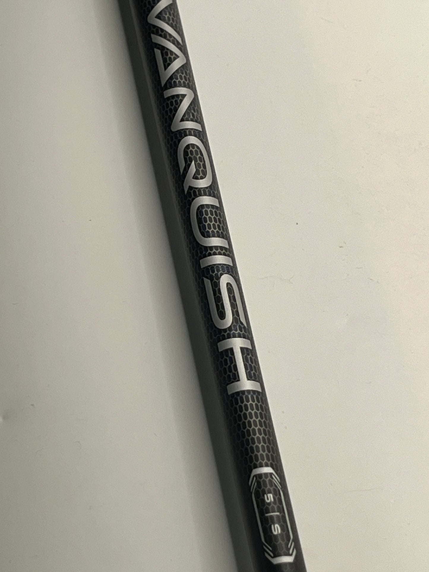 Mitsubishi Vanquish Driver Shaft / Stiff Flex / Titleist Adaptor