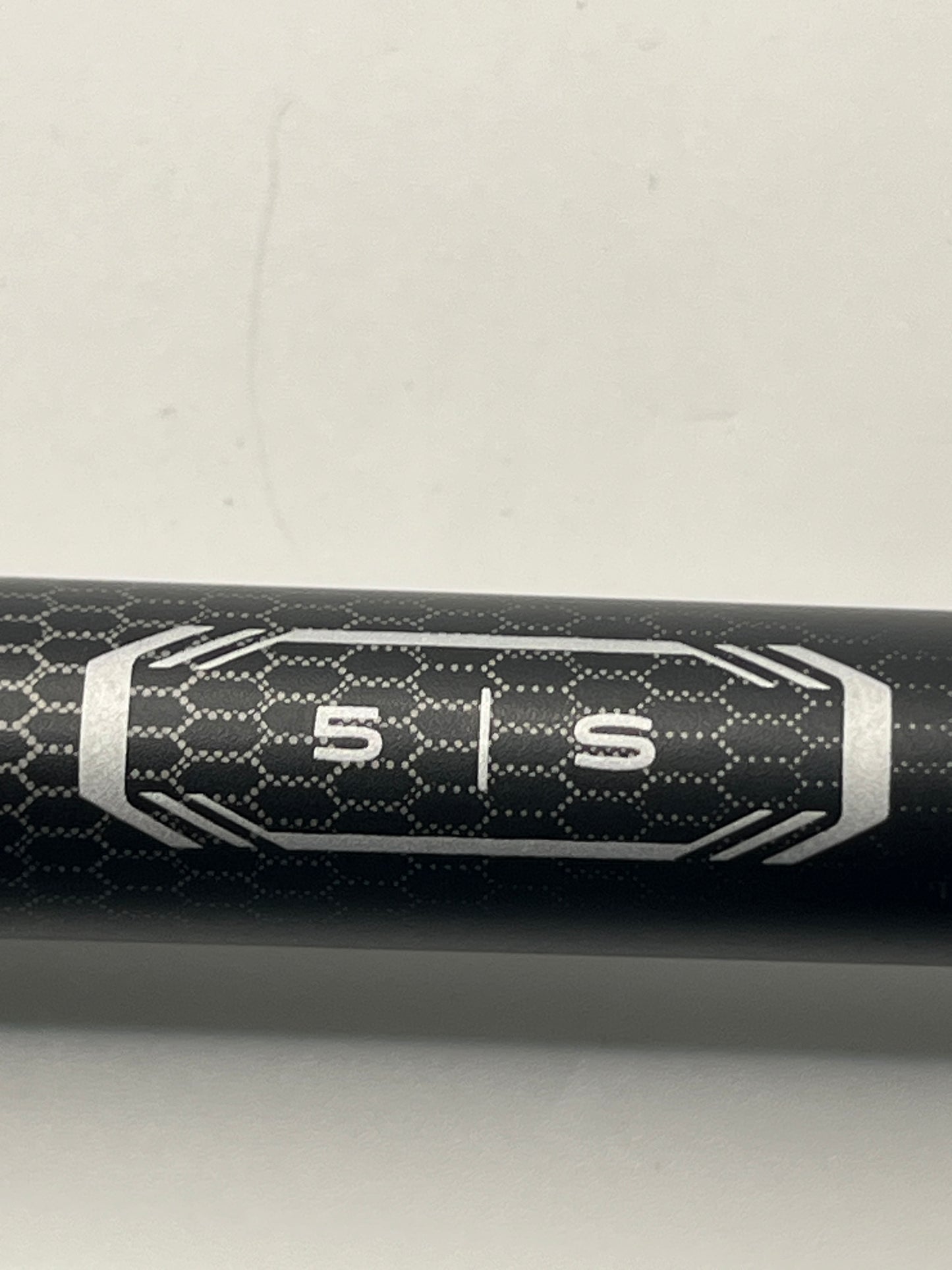 Mitsubishi Vanquish Driver Shaft / Stiff Flex / Titleist Adaptor