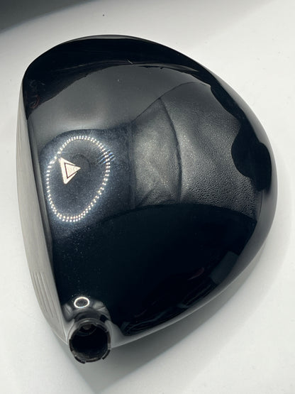 Titleist 915 D3 Driver  / 8.5 Degree / Head and Headcover Only