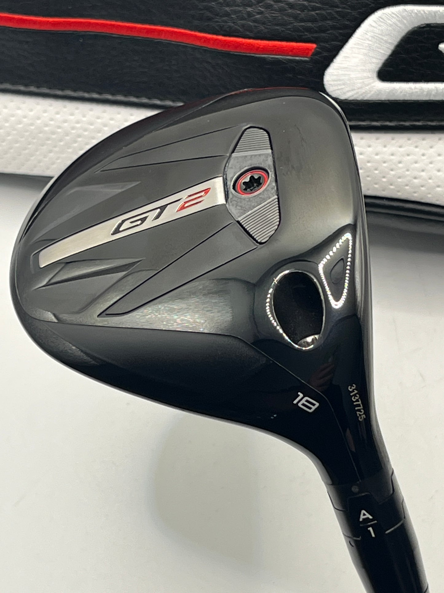 Titleist GT2 #5 Wood / 18 Degree / Regular Flex / Denali Red 60