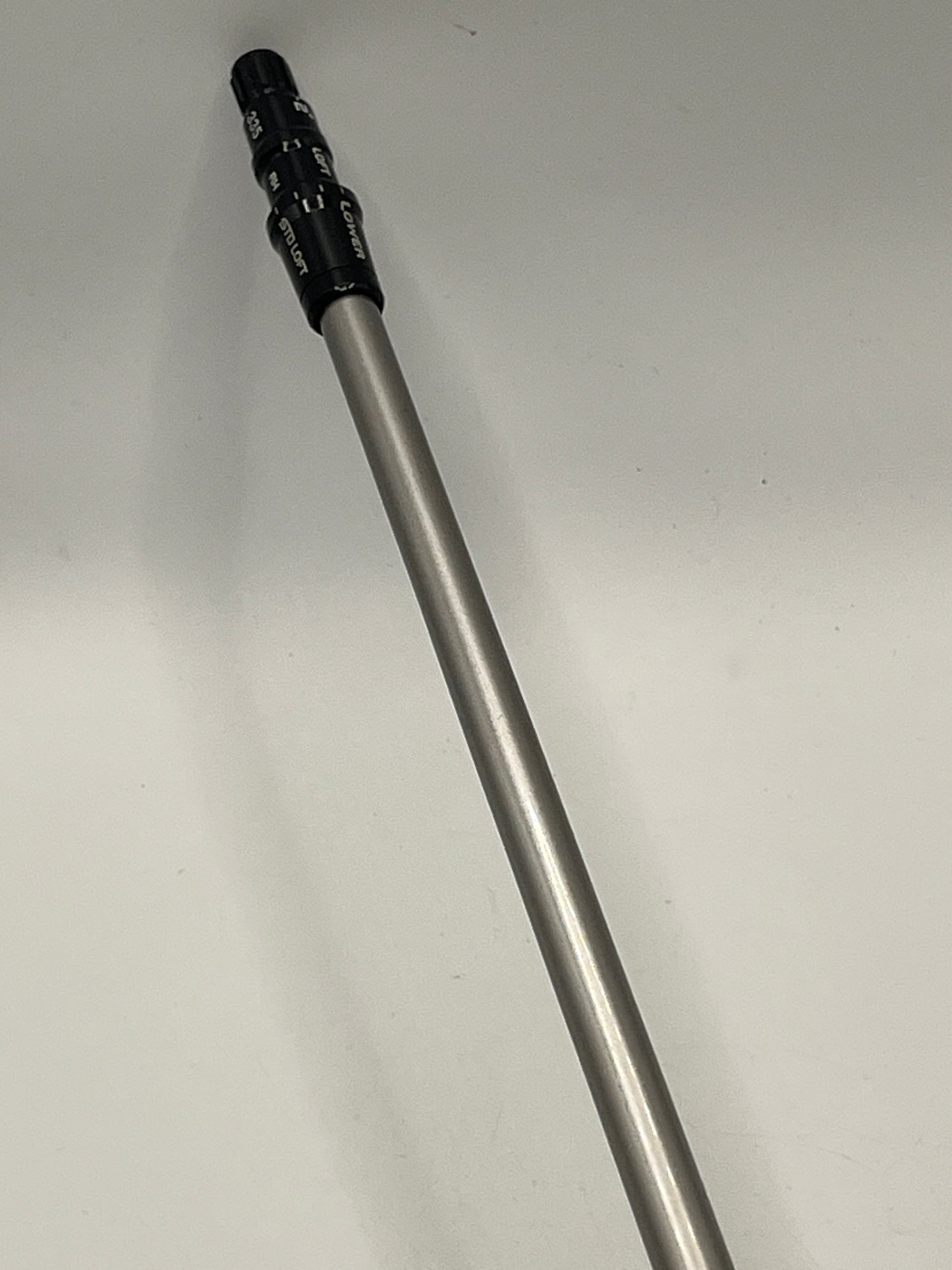 UST Mamiya Helium Silver #3 Wood Shaft / Regular Flex / Taylormade Adaptor