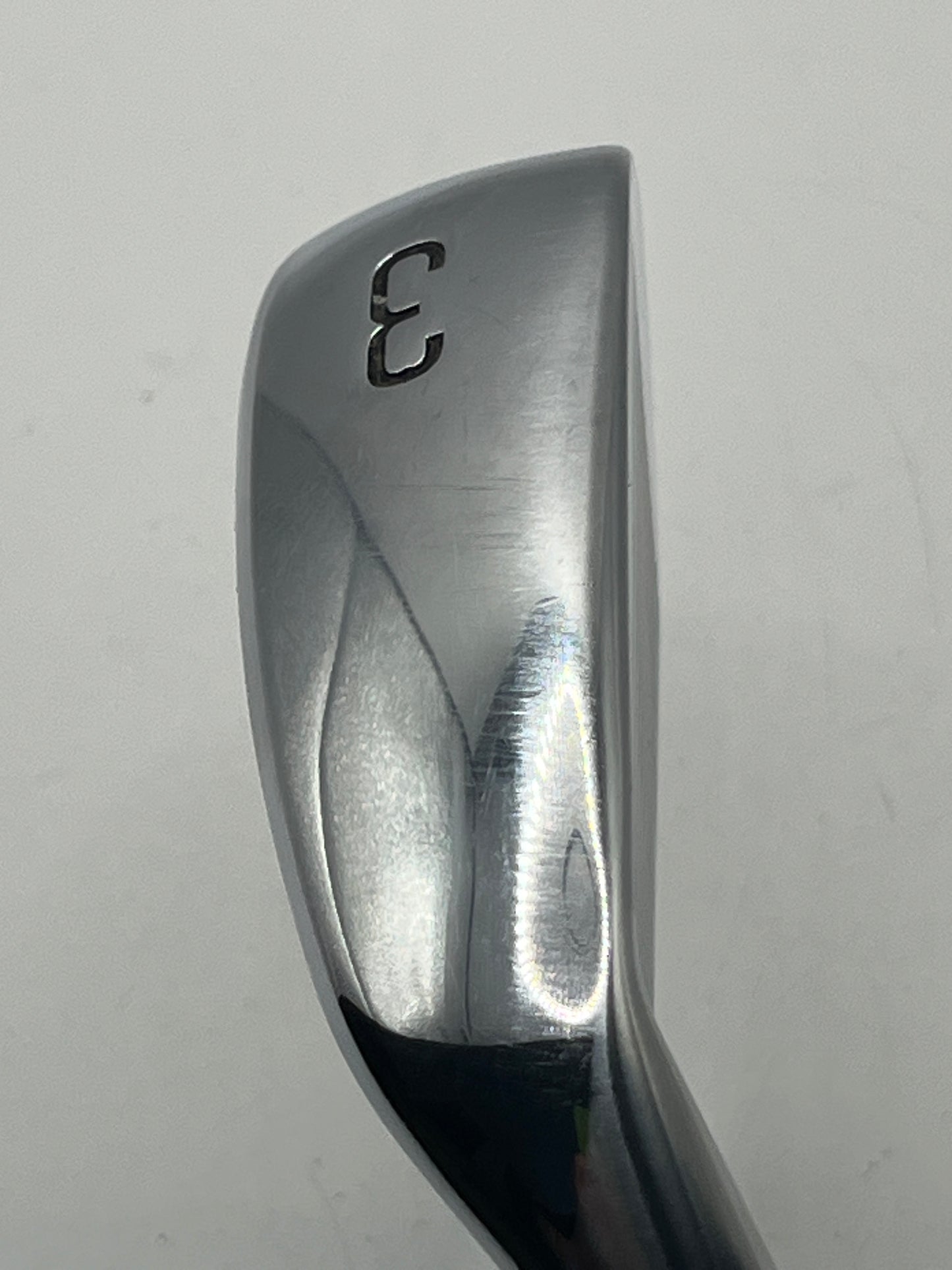 Titleist U505 Utility #3 Iron / 20 Degree / Stiff Flex / HZRDUS Smoke RDX Black