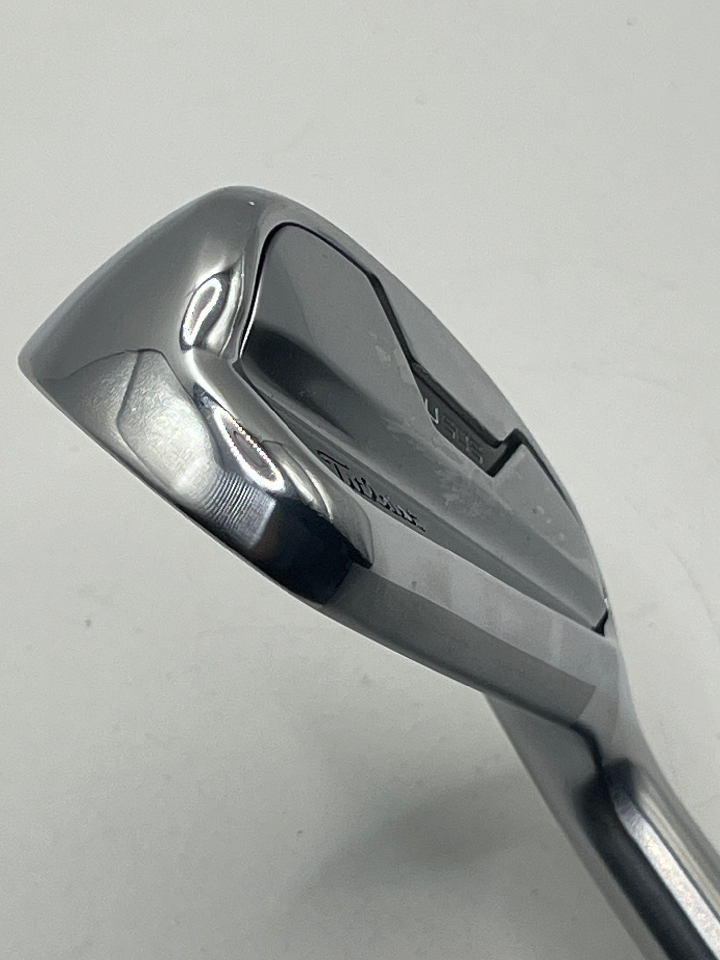 Titleist U505 Utility #3 Iron / 20 Degree / Stiff Flex / HZRDUS Smoke RDX Black