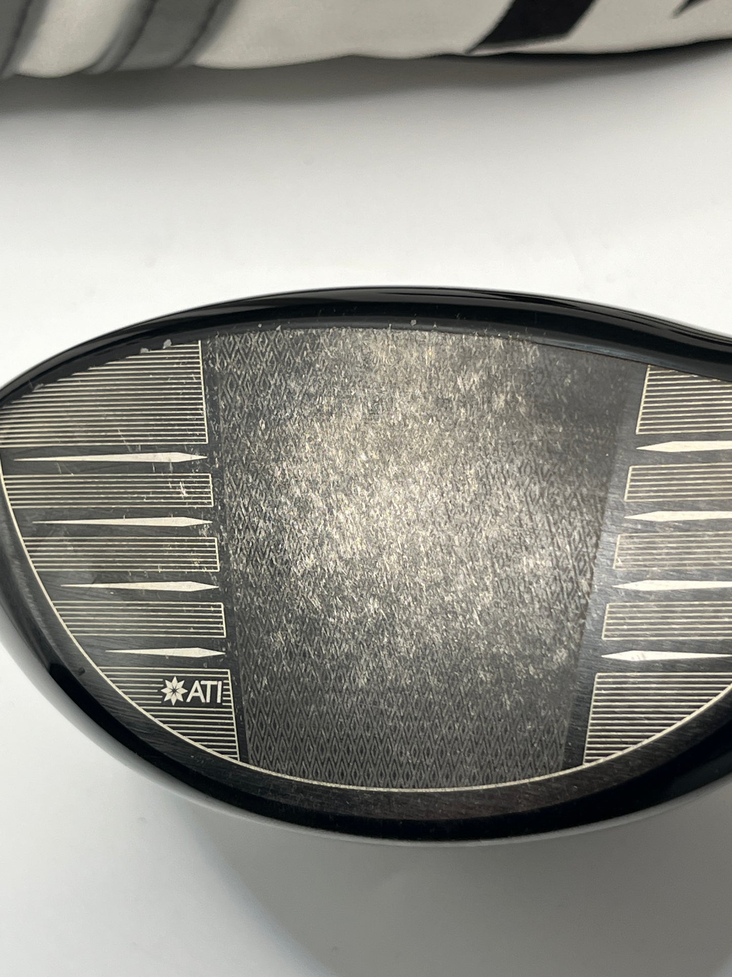 Titleist TSi2 Driver / 10 Degree / Head and Headcover Only