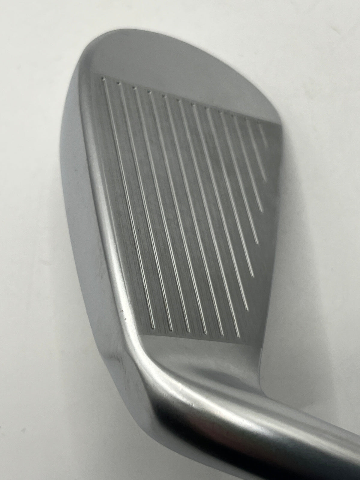 Srixon ZXi U #2 Utility Iron / 18 Degree / Stiff Flex / UST Helium 60