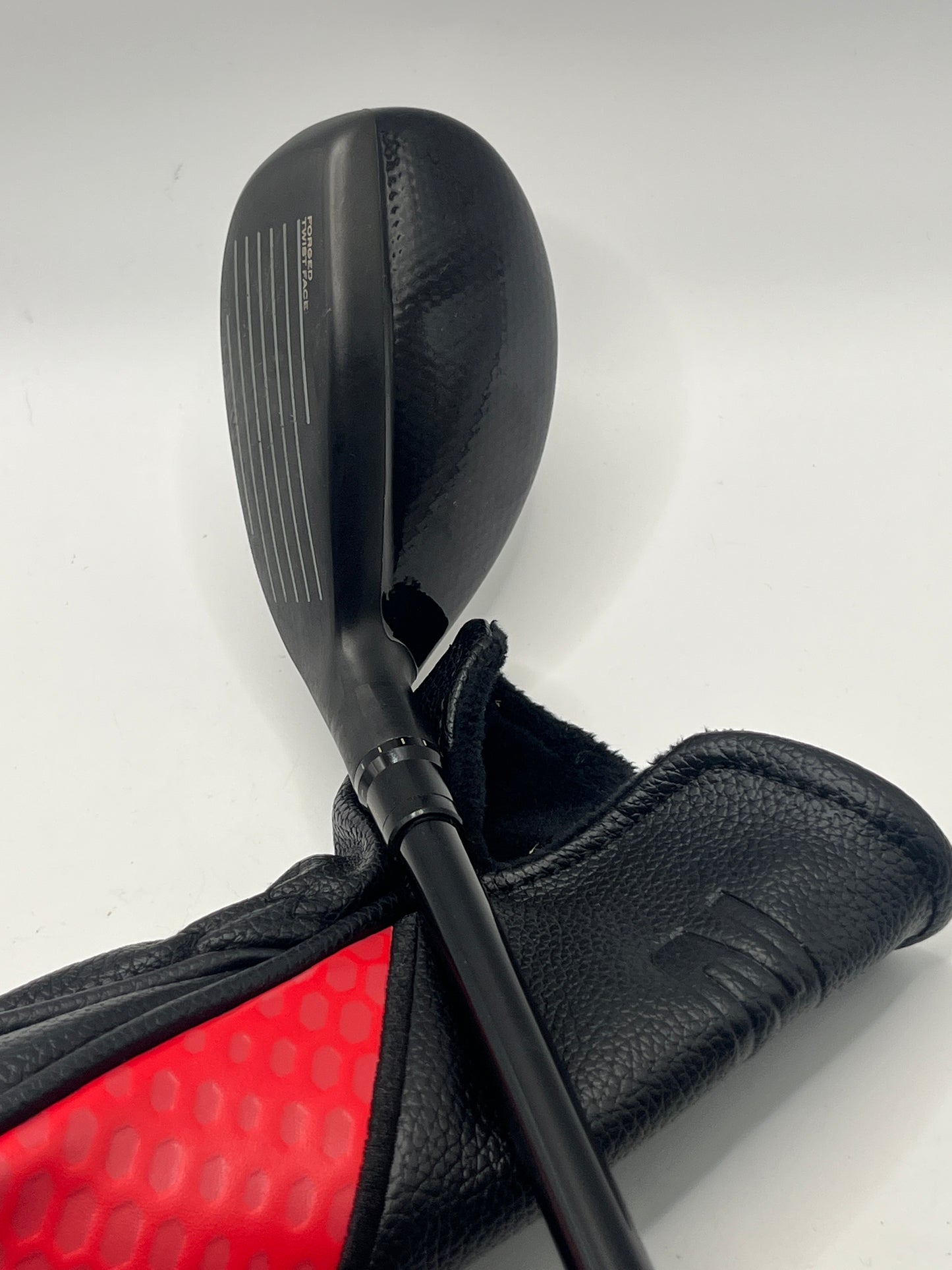Taylormade Stealth2 Plus #3 Hybrid / 19.5 Degree / Stiff Flex / Kai'Li Red