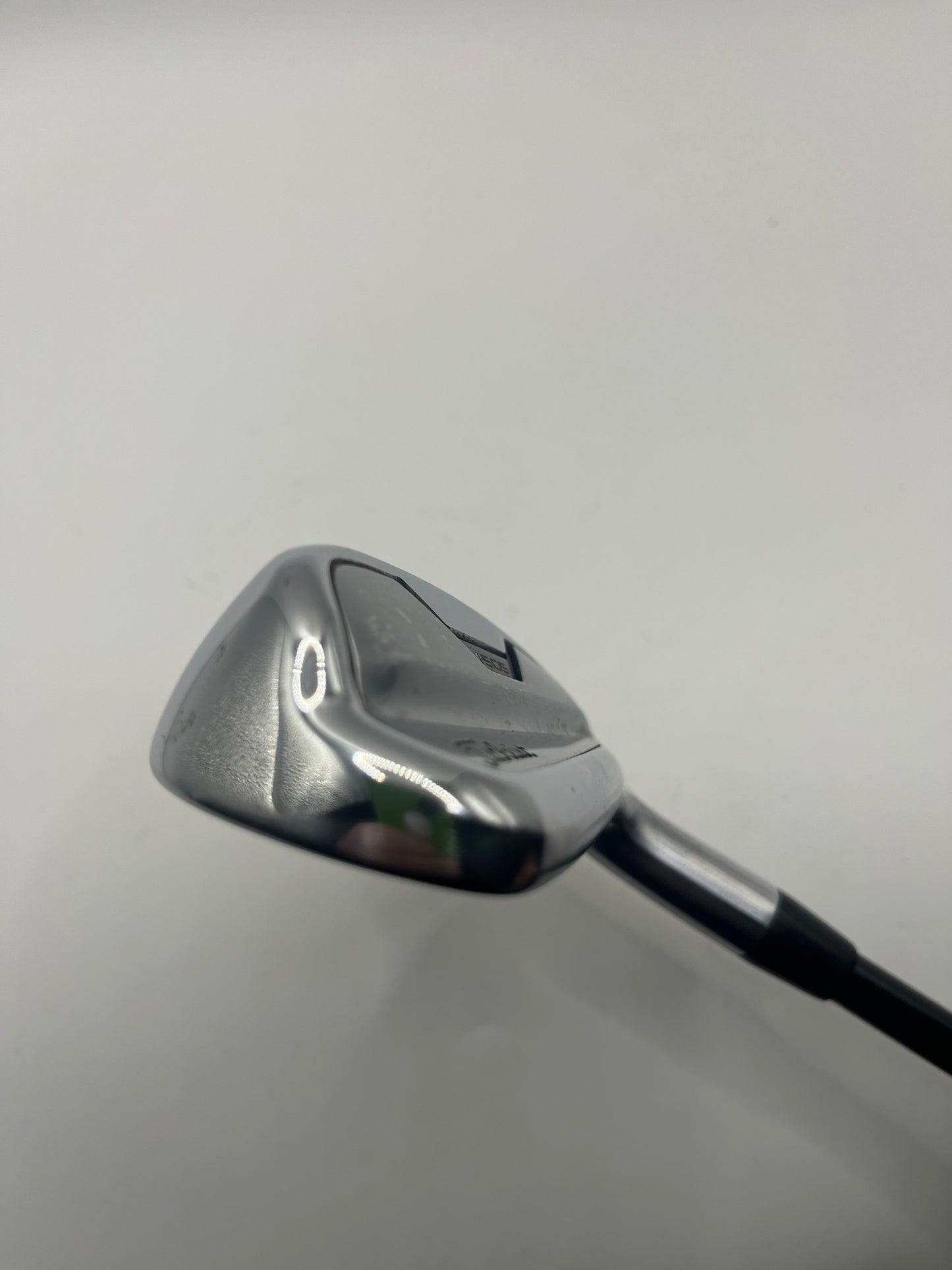 Titleist U505 Utility #4 Iron / 22 Degree / Regular Flex / HZRDUS Smoke RDX Black