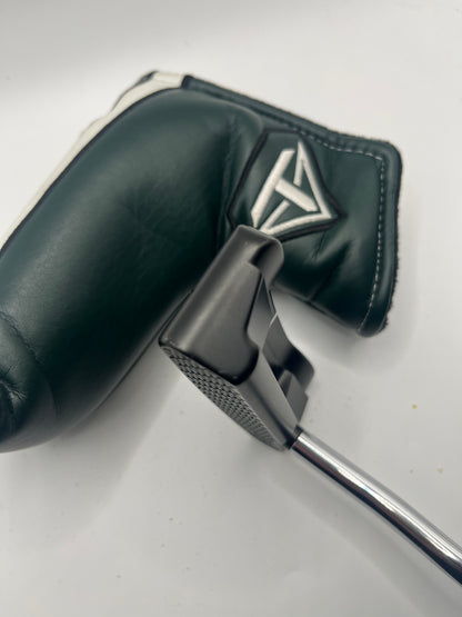 Odyssey Toulon Design Chicago Putter / 34 Inch