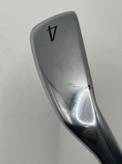 Titleist U505 Utility #4 Iron / 22 Degree / Regular Flex / HZRDUS Smoke RDX Black
