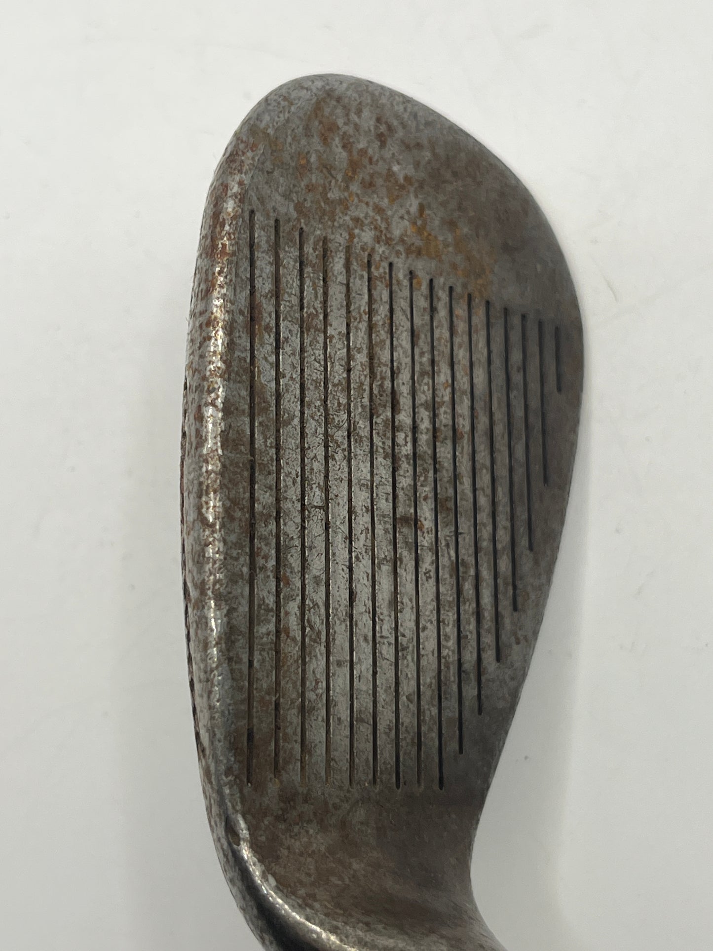 Cleveland Tour Action Reg.588 Wedge / 56 Degree / Stiff Flex / Raw Finish