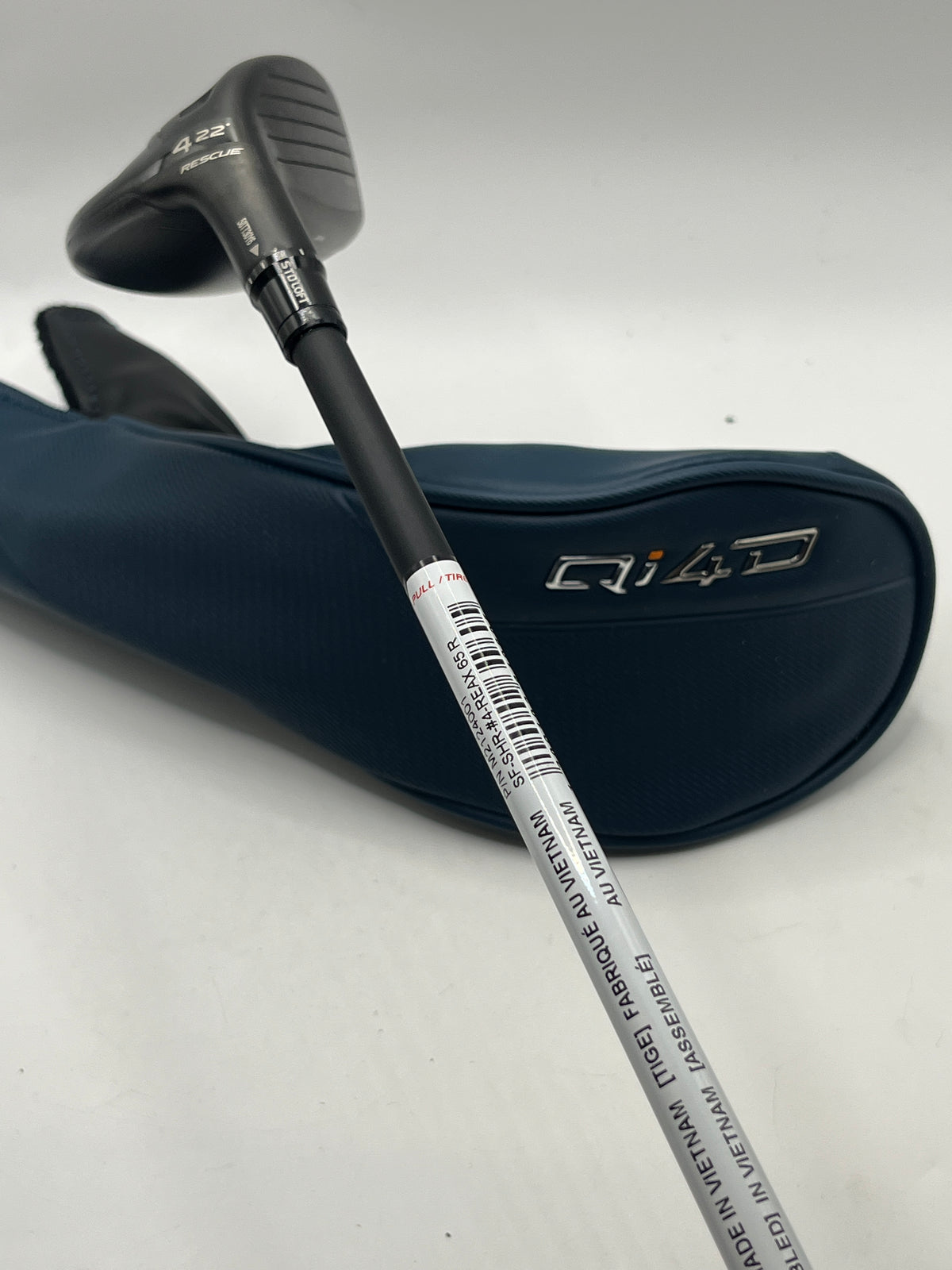 Taylormade Qi4D #4 Hybrid / 22 Degree / Regular Flex / REAX 65