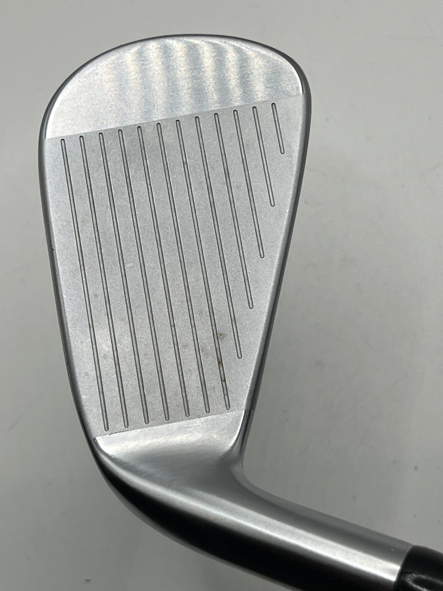 Titleist T200 Utility #3 Iron / 20 Degree / Stiff Flex / HZRDUS RDX Smoke Black