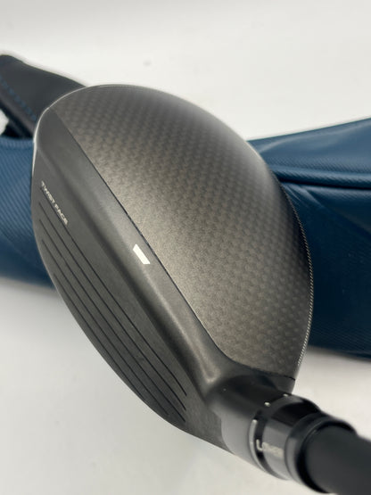 Taylormade Qi4D #4 Hybrid / 22 Degree / Regular Flex / REAX 65