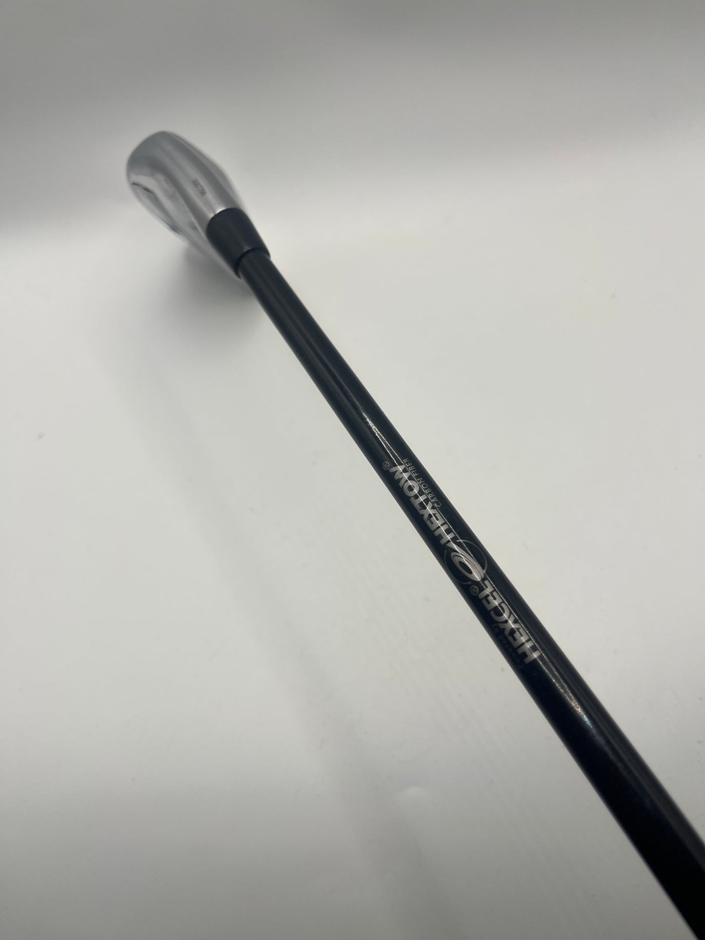 Titleist U505 Utility #4 Iron / 22 Degree / Regular Flex / HZRDUS Smoke RDX Black