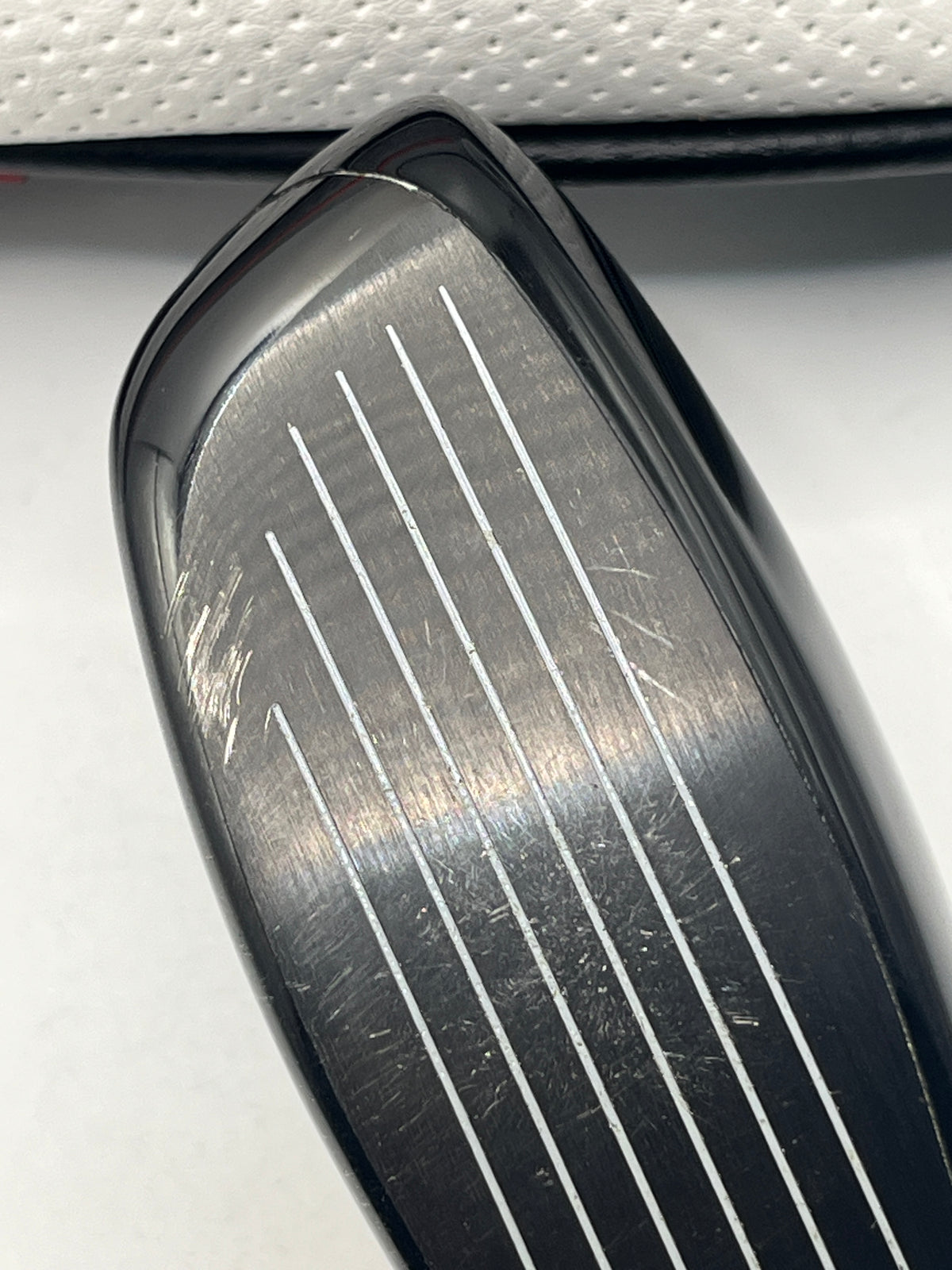 Titleist GT2 #3 Hybrid / 18 Degrees / Stiff Flex / Tensei 1K Blue