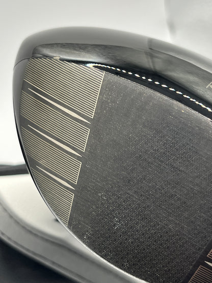 Titleist TSR3 Driver / 9 Degrees / Stiff Flex / Aldila Ascent 60