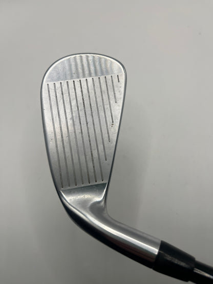 Titleist U505 Utility #4 Iron / 22 Degree / Regular Flex / HZRDUS Smoke RDX Black