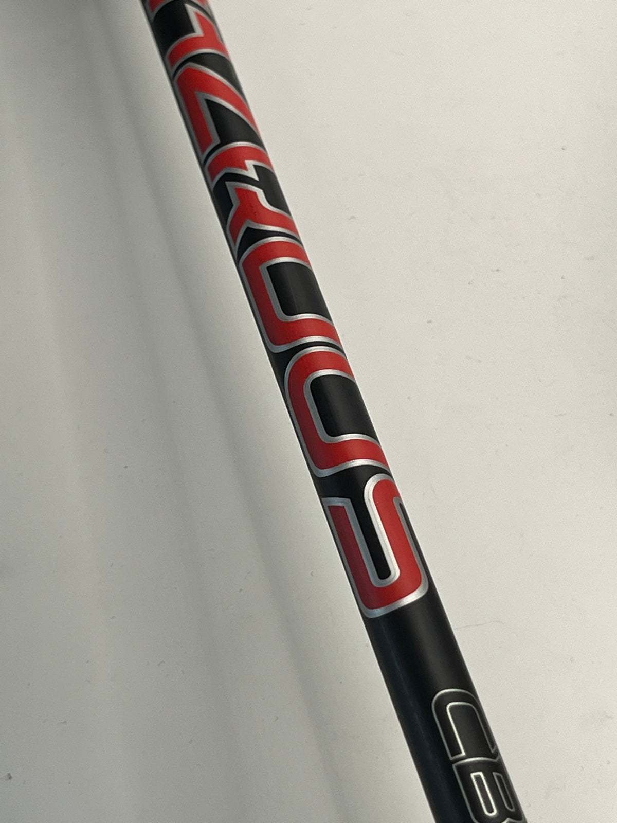 Titleist GT2 #5 Wood / 18 Degree / Regular Flex / HZRDUS CB Red