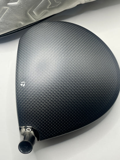 Taylormade Qi35 Driver / 9 Degrees / Head and Headcover