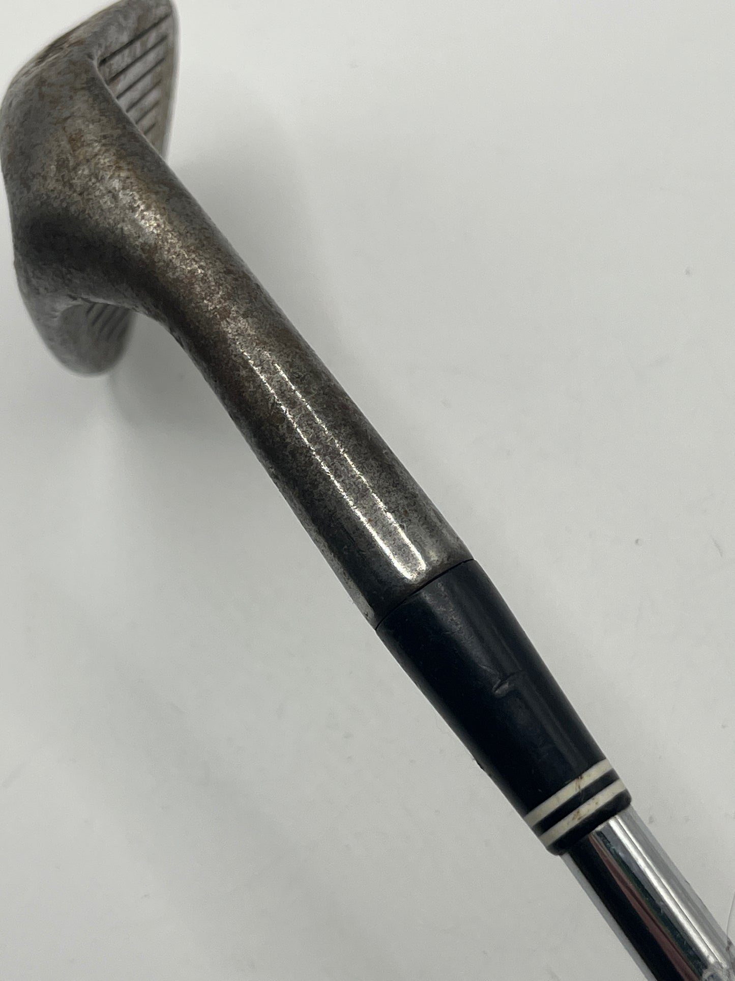 Cleveland Tour Action Reg.588 Wedge / 56 Degree / Stiff Flex / Raw Finish