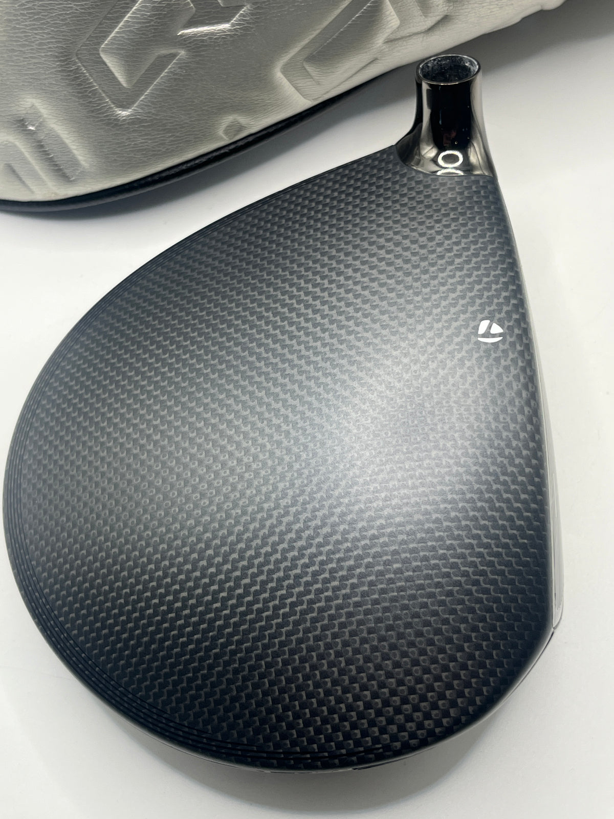 Taylormade Qi35 Driver / 9 Degrees / Head and Headcover