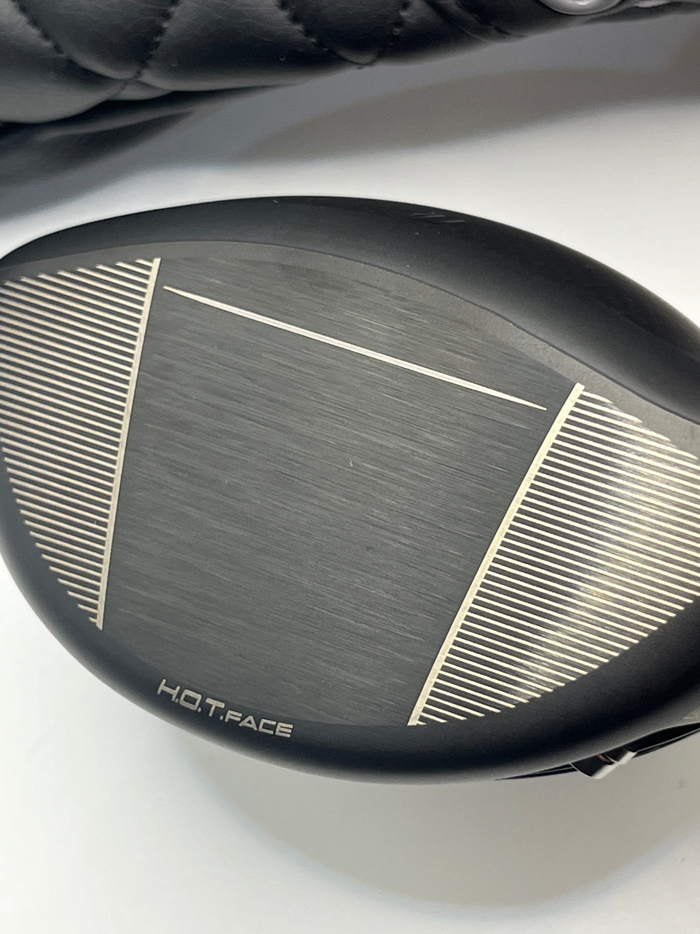 Cobra DS Adapt LS Driver / 9 Degree / Head and Headcover Only