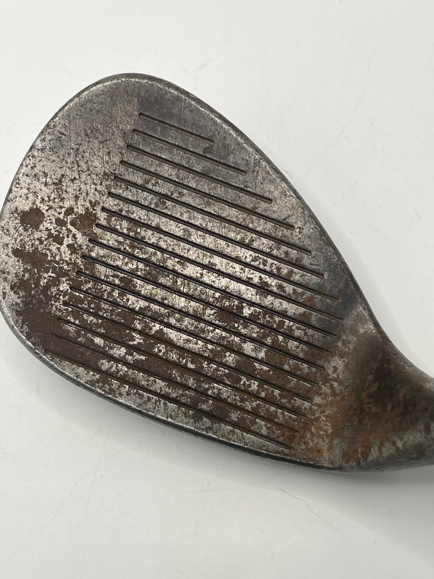 Cleveland Tour Action Reg.588 Wedge / 60 Degree / Stiff Flex / Raw Finish