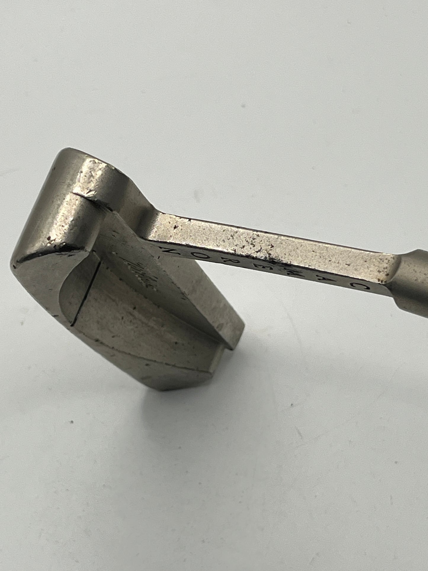 Scotty Cameron Pro Platinum Laguna Mid Slant Putter / 33.5 Inch